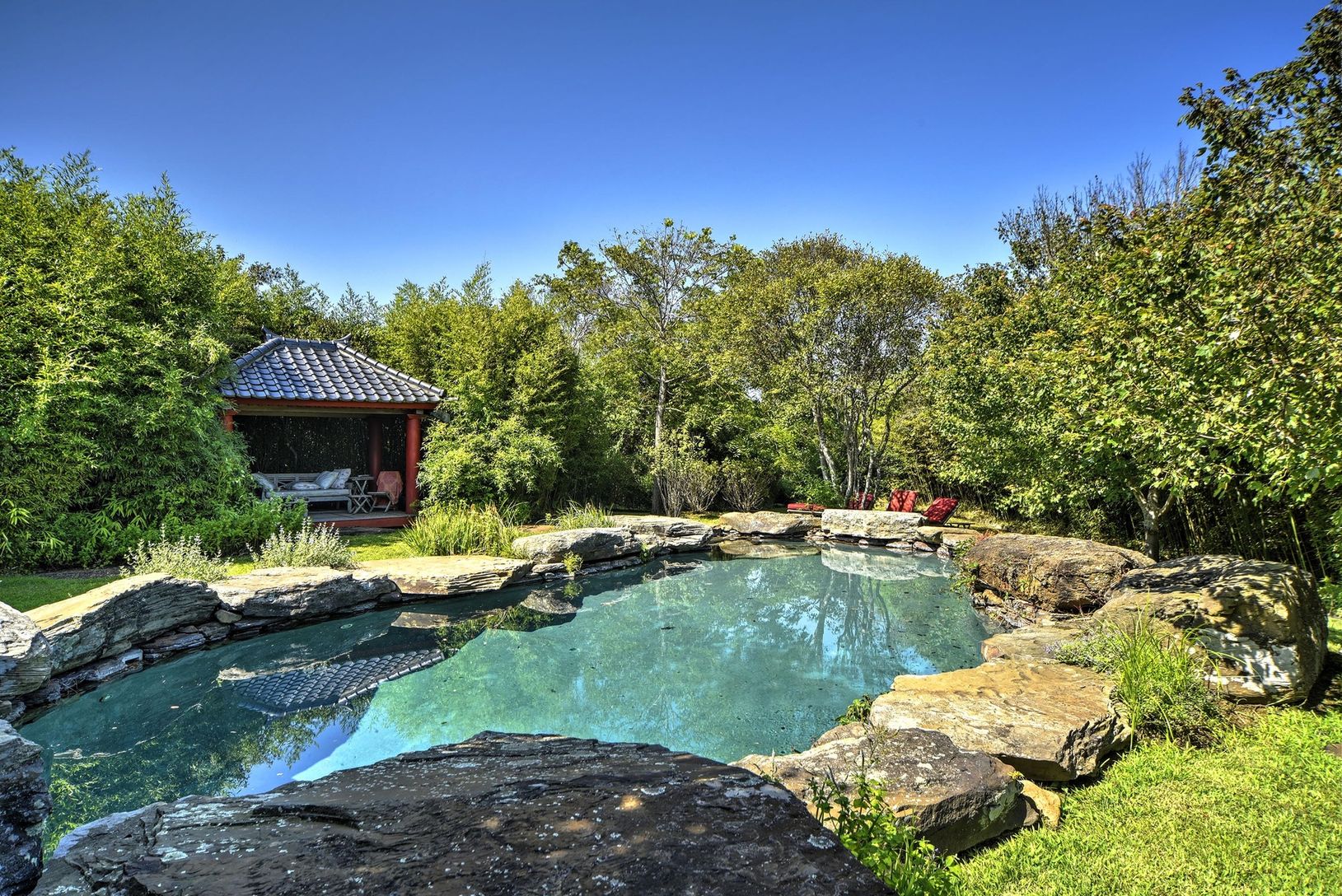  Gunite Pool