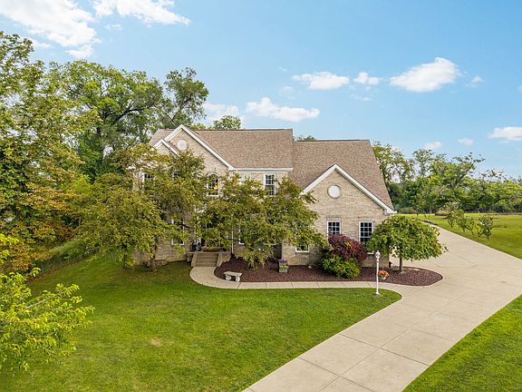 2nd image of 2025 Ridge Rd