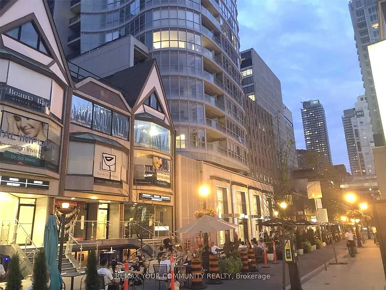 88 Cumberland St #203 — Photo 2