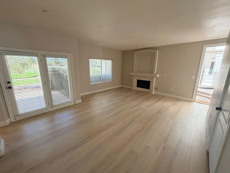 7605 Rolling View Dr #101 — Photo 5
