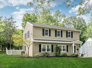 89 Nestro Rd, West Orange, NJ 07052