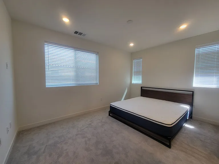 4310 Marigold Ln — Photo 20
