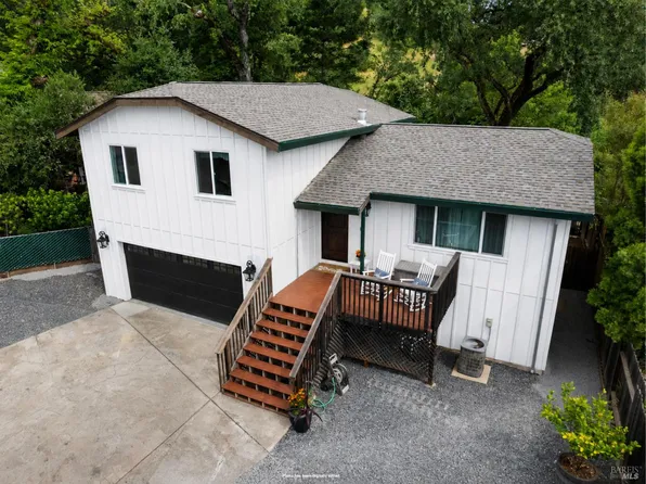 26 Foster Court, Cloverdale, CA 95425
