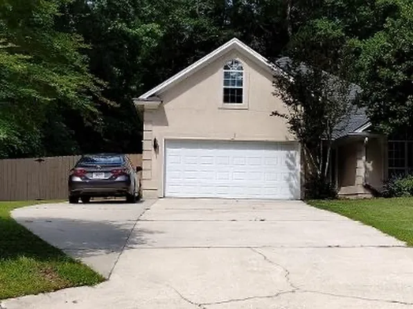 496 Harbour Ln, Richmond Hill, GA 31324