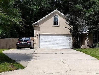 496 Harbour Ln Photo 1