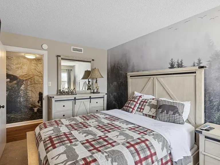 1260 Ski View Dr — Photo 12