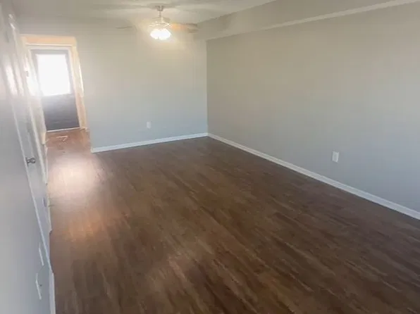 Country Walk Apartments