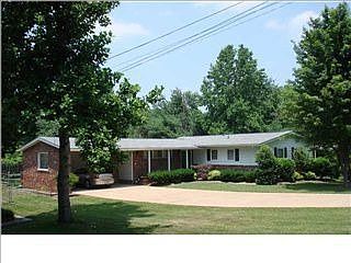 1st image of 4031 Forest Plaza Dr