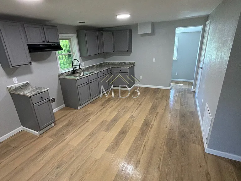10019 Lord Dr — Photo 3