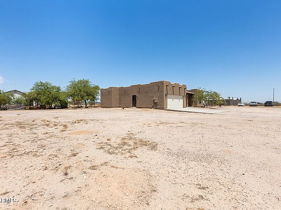3rd image of 36938 W WATKINS Street