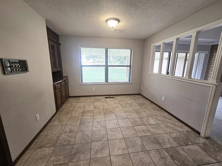 4009 Cherry Hill Ln — Photo 9
