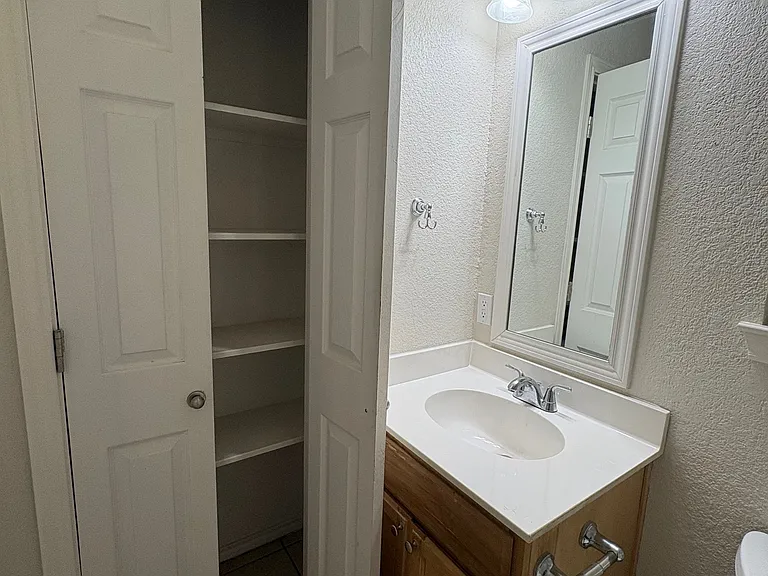 210 Sugarloaf Ave — Photo 18