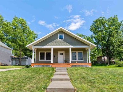 628 S Lucas St, Iowa City, IA, 52240