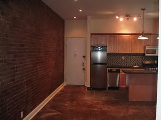 Rented by Level Group | media 15