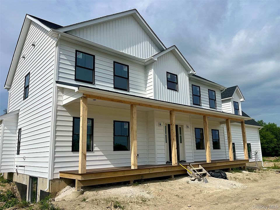 2nd image of 263 Burlingham Road
