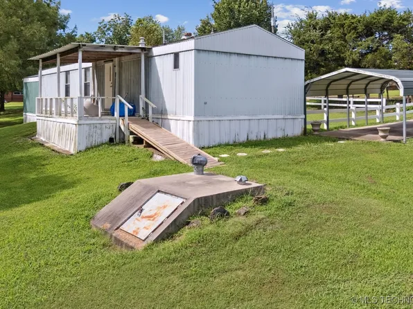 414667 E 1066th Rd, Council Hill, OK 74428