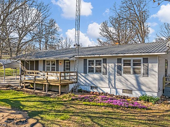 2nd image of 7049 County Road 8200