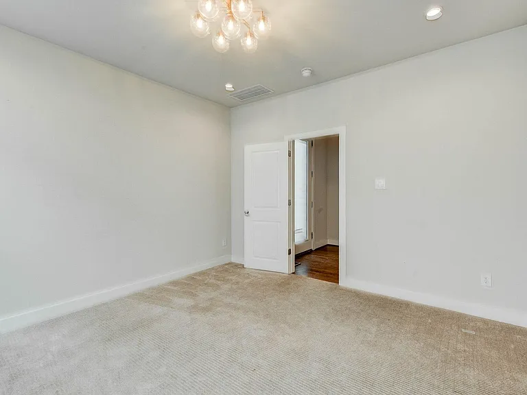 5857 Dolores St — Photo 7