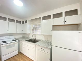 118 Locust St APT D, Dover, NH 03820