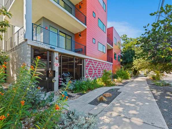 1615 E 7th St #202, Austin, TX 78702
