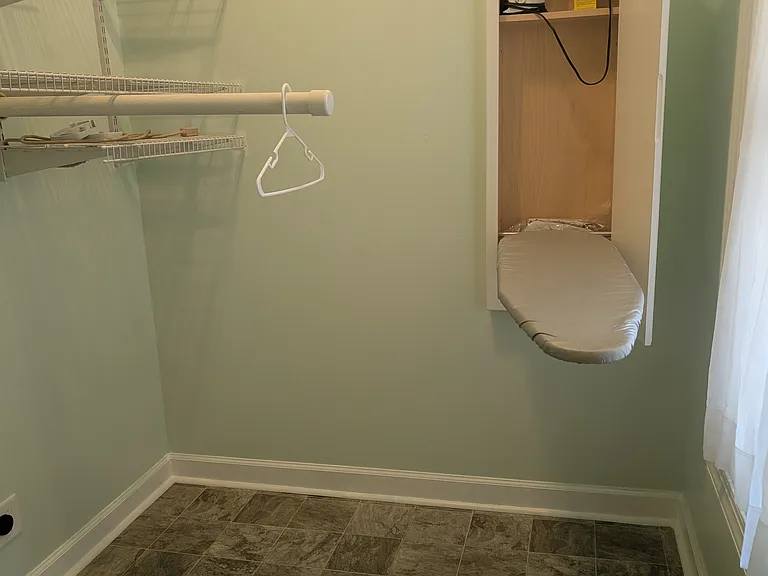 1436 Hopson Downs Ct — Photo 27