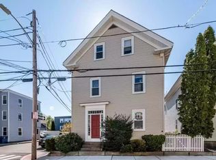 25 Essex St #1, Salem, MA 01970