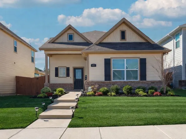 4021 Aurora Ln, Heartland, TX 75126