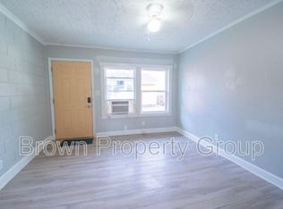 412B Lake St, Spring Lake, NC 28390