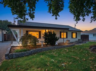 704 Birch Ave, Richland, WA 99352