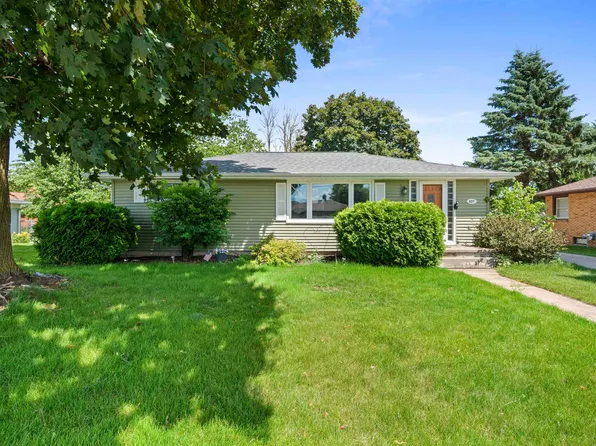 837 Ida St, Menasha, WI 54952