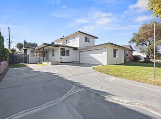 13205 Casimir Ave, Gardena, CA 90249