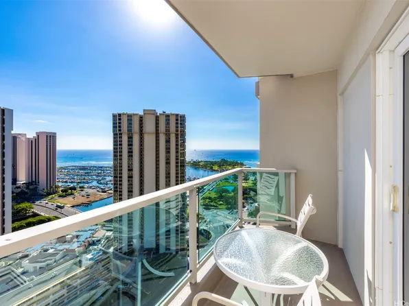 410 Atkinson Dr #2810, Honolulu, HI 96814