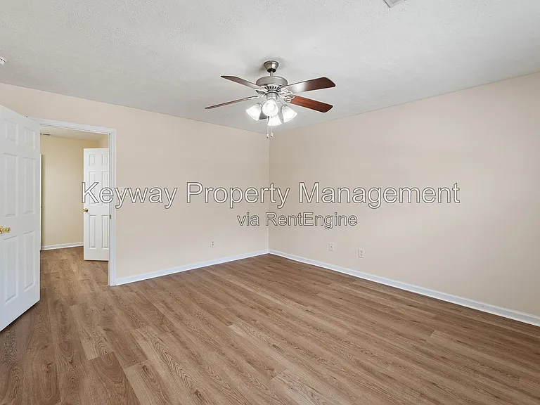 615 Goodale Ln — Photo 10