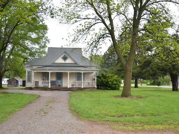497 Main St, Lebo, KS 66856