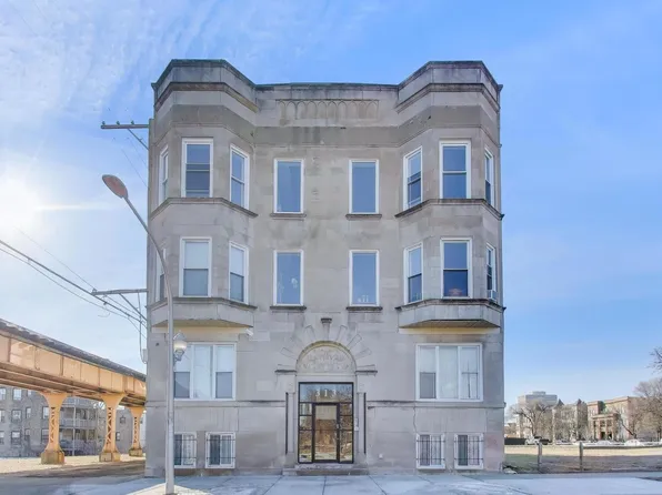 313 E 60th St APT 4, Chicago, IL 60637