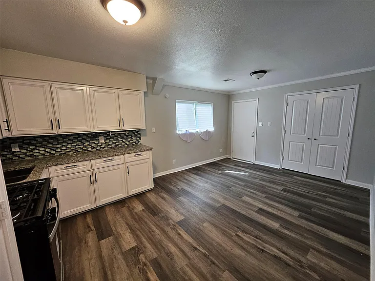 3409 Nathaniel Brown St — Photo 2