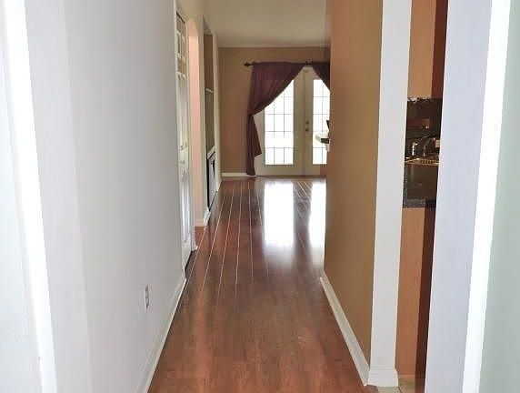 5th image of 2707 NE 25th St