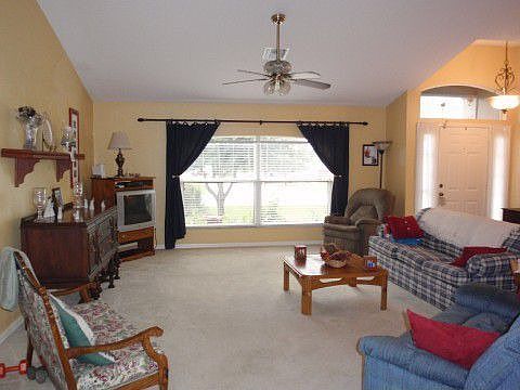 4th image of 5012 Pine Needle Dr