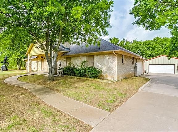 3rd image of 7821 County Road 915b