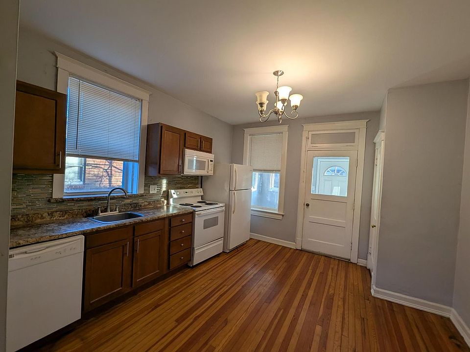 1st image of 4960 Odell St #1F