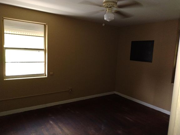 2nd image of 301 5th Ave