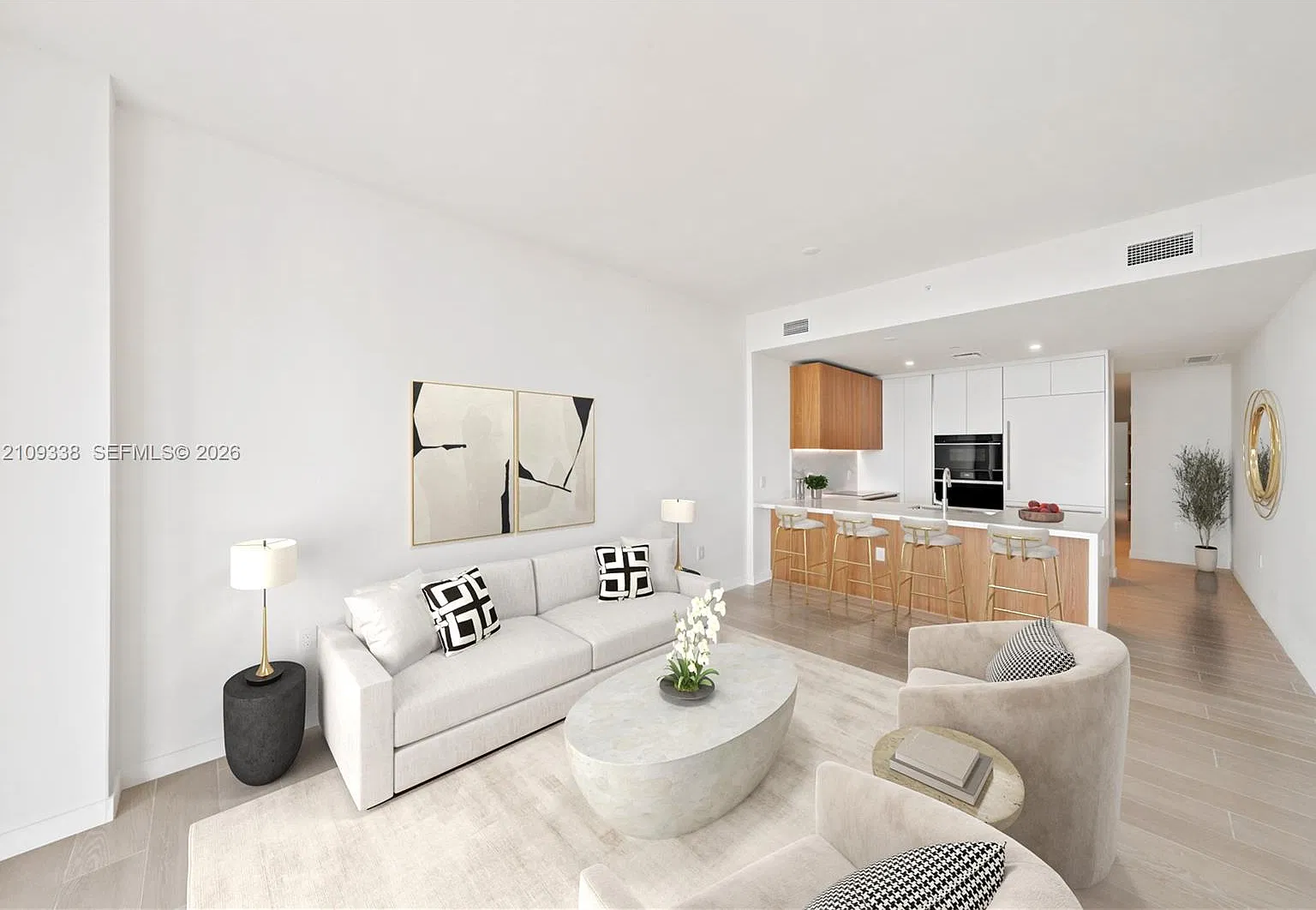 Casa Bella Condominium — Photo 4