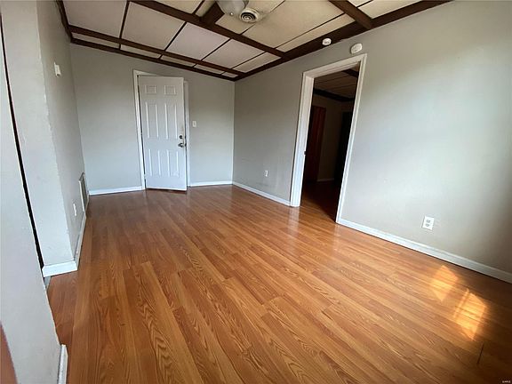 3rd image of 2106 E 24th St