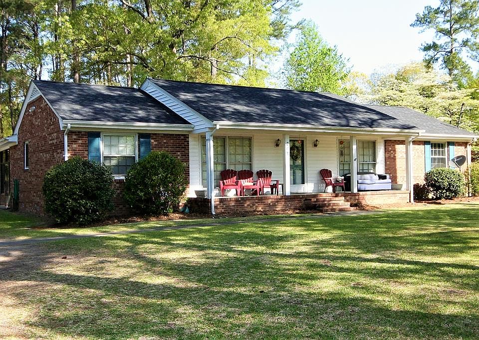 1st image of 205 Shadywood Dr