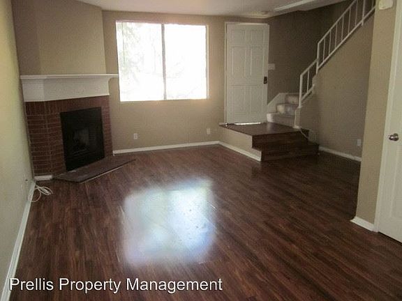 4th image of 21720 Hart St APT 6