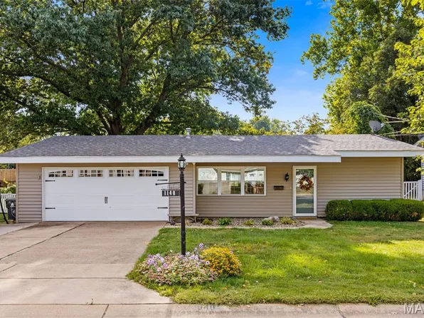 1148 Boone St, Florissant, MO 63031