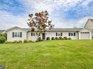 25 5th St, Newnan, GA 30263