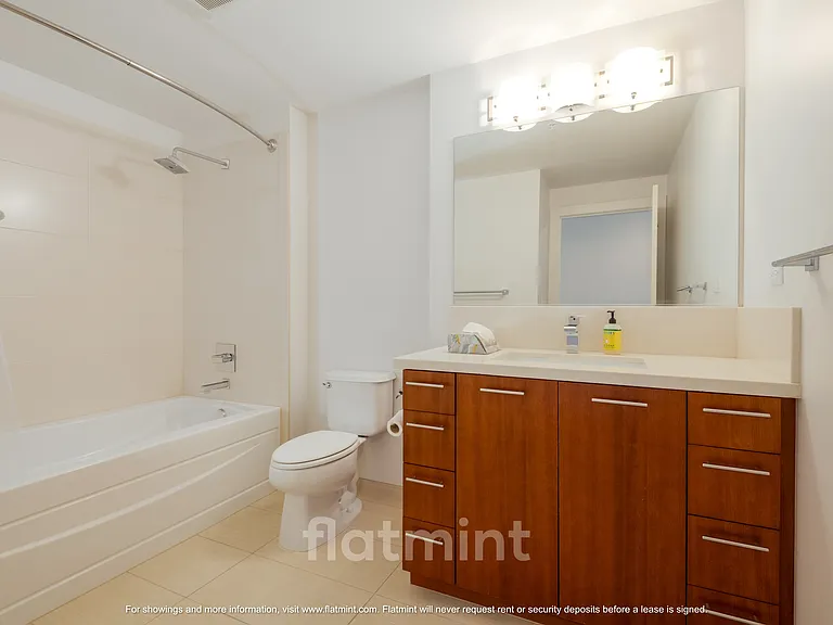 2911 2nd Ave #1106 — Photo 16