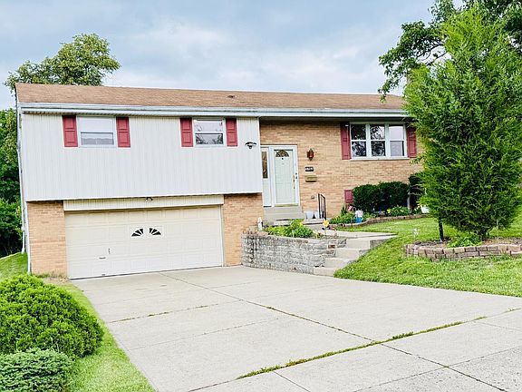 2nd image of 3762 Ridgedale Dr