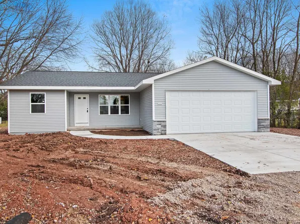 4444 Sherman Rd, Oshkosh, WI 54901